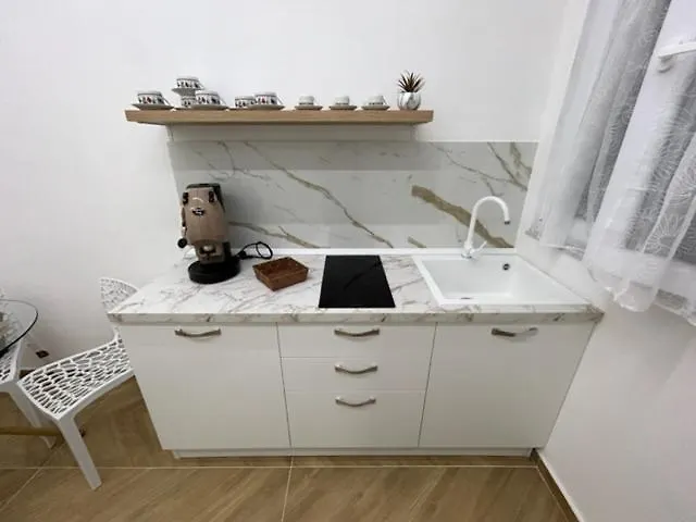Centro Storico M&G Villa Naples Italy